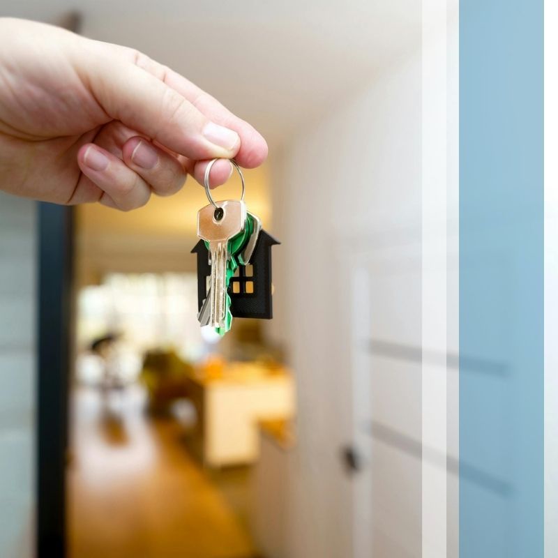 using keys to open rental home